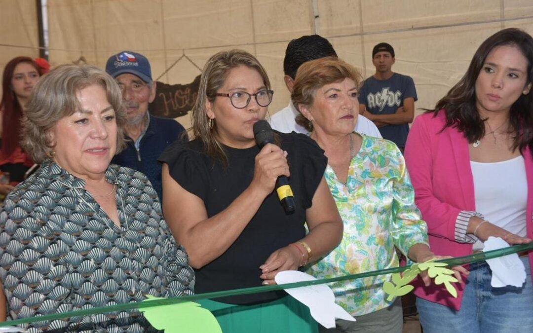 ALCALDESA SOLEDENSE INAUGURA FESTIVAL DE LAS FLORES 2024, EN LA PLAZA PRINCIPAL