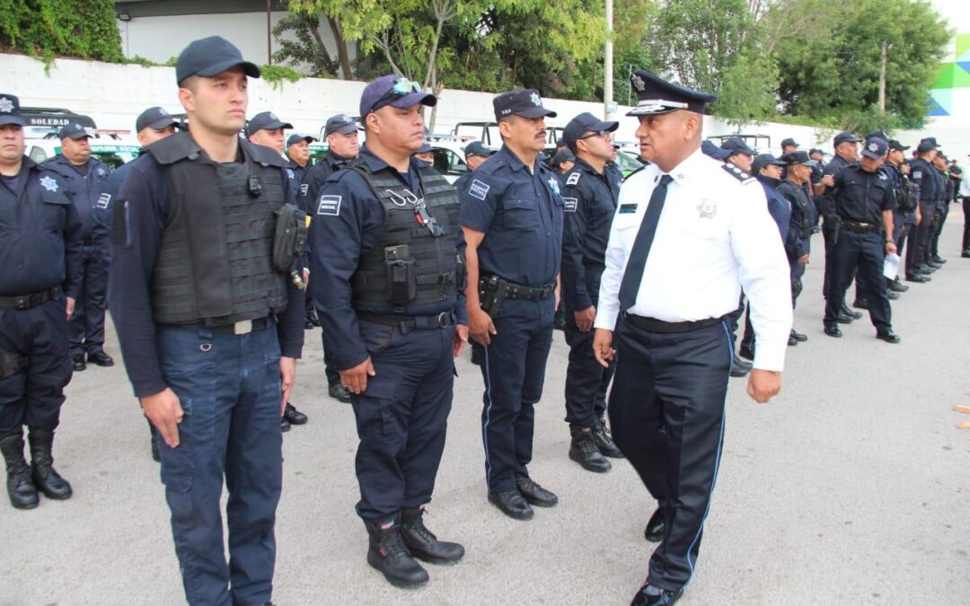 CON GUARDIA CIVIL MUNICIPAL, POLICÍAS SOLEDENSES RECIBEN RECONOCIMIENTO A SU LABOR Y COMPROMISO