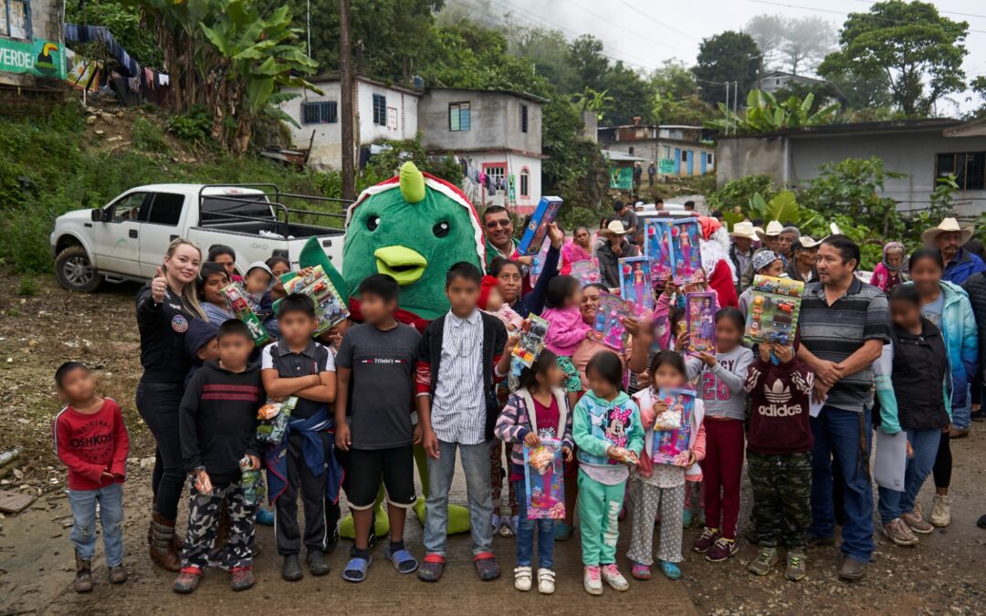 GOBIERNO ESTATAL CELEBRA FIESTAS DECEMBRINAS CON NIÑAS Y NIÑOS DE LA HUASTECA