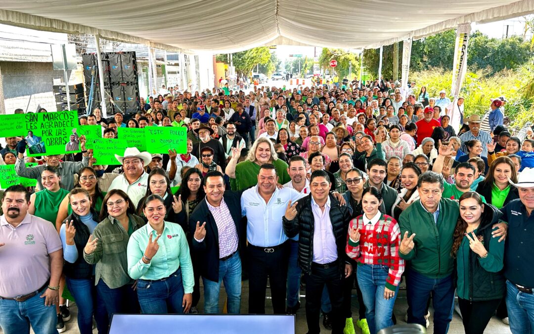 RICARDO GALLARDO ENTREGA NUEVA CALLE EN RIOVERDE• El Mandatario entregó la pavimentación de la calle Insurgentes Norte, en Rioverde, con una inversión de más de 10 millones de pesos