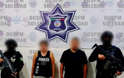 POLICÍAS DE SOLEDAD ASEGURAN 74 DOSIS DE DROGA A PAREJA EN LA COLONIA MORELOS 2