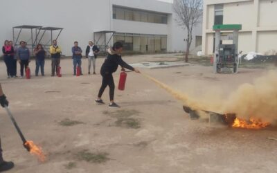 GOBIERNO DEL ESTADO CAPACITA A CIUDADANOS EN CURSOS BÁSICOS DE PROTECCIÓN CIVIL