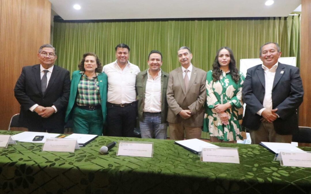 EL ESTADO FIRMA CONVENIOS CON UNIVERSIDADES PARA CERTIFICACIÓN MUNICIPAL• Cinco universidades ofertarán el programa de profesionalización