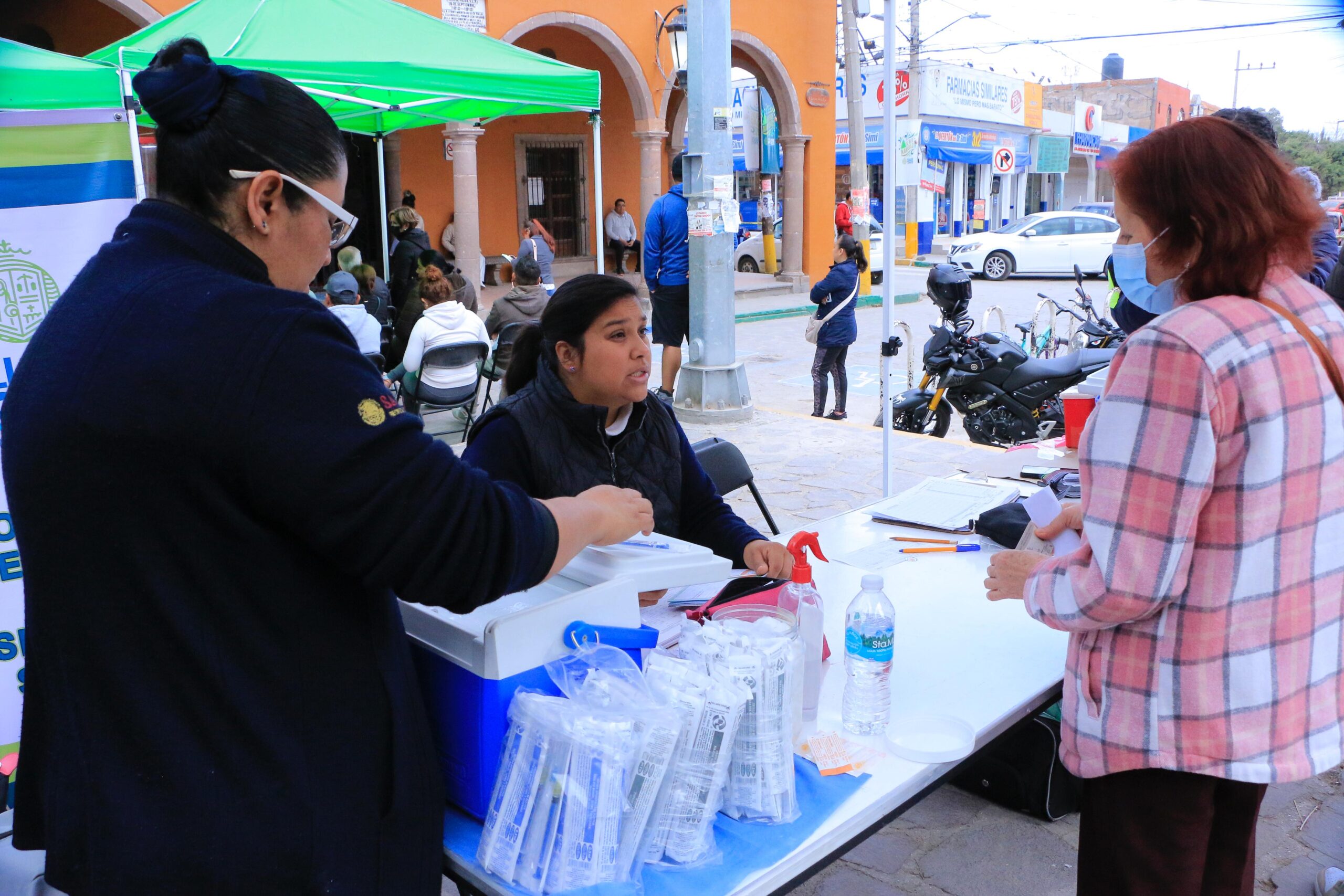 RESPUESTA POSITIVA EN JORNADA DE VACUNACIÓN EN VILLA DE POZOS