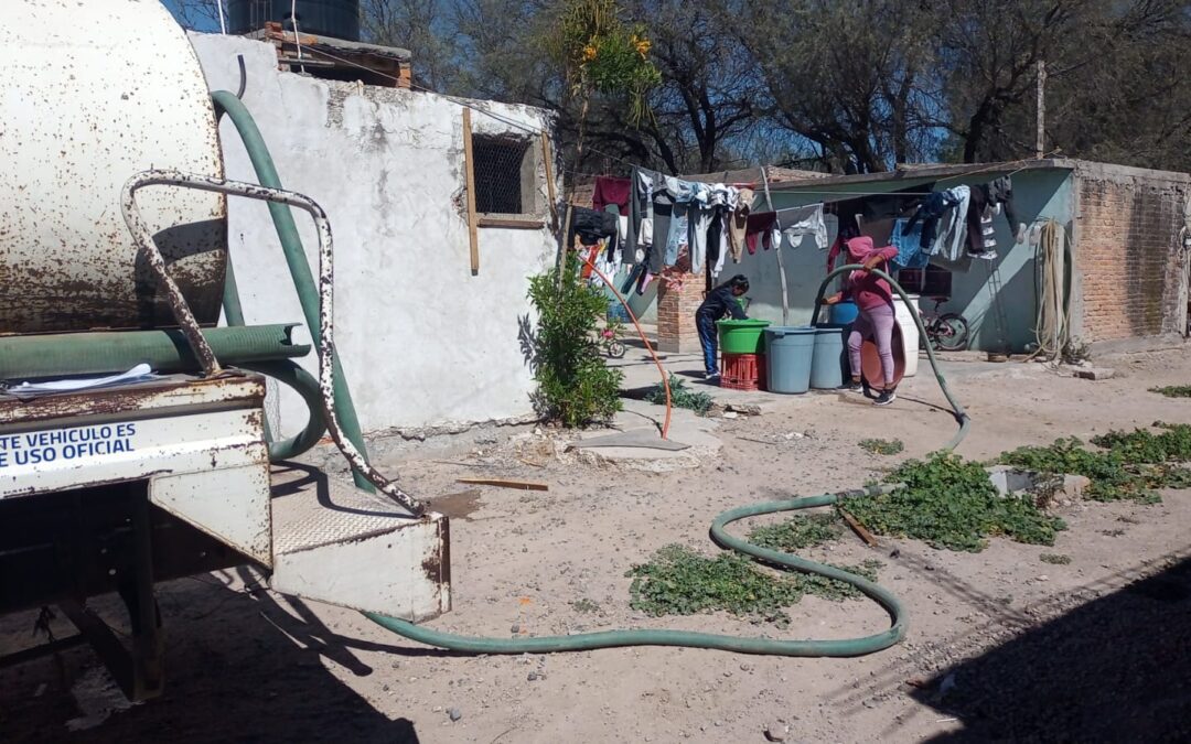 CONCEJO DE VILLA DE POZOS FORTALECE SU COMPROMISO CON EL ABASTECIMIENTO DE AGUA EN ESCUELAS Y HOGARES