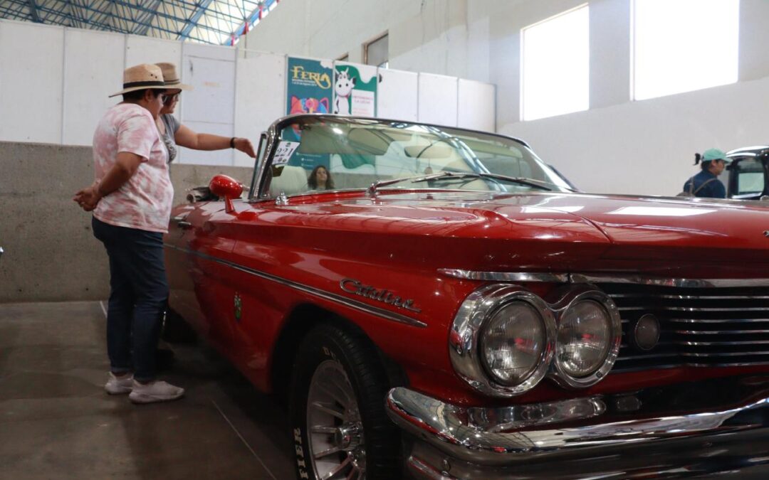 CON MÁS DE 10 MIL ASISTENTES, EL ESTADO CELEBRÓ EL DÍA NACIONAL DEL AUTO ANTIGUO• Con una exhibición de más de 400 vehículos, Gobierno Estatal promueve la preservación de automóviles