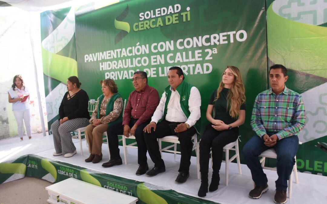 JUAN MANUEL NAVARRO AVANZA EN EL PLAN DE PAVIMENTACIÓN DE TODO SOLEDAD, AL ARRANCAR OBRA URBANA EN EL MORRO