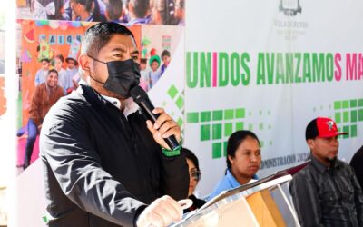 ISMAEL HERNÁNDEZ ENTREGA TECHADO EN ESCUELA DE VILLA DE REYES